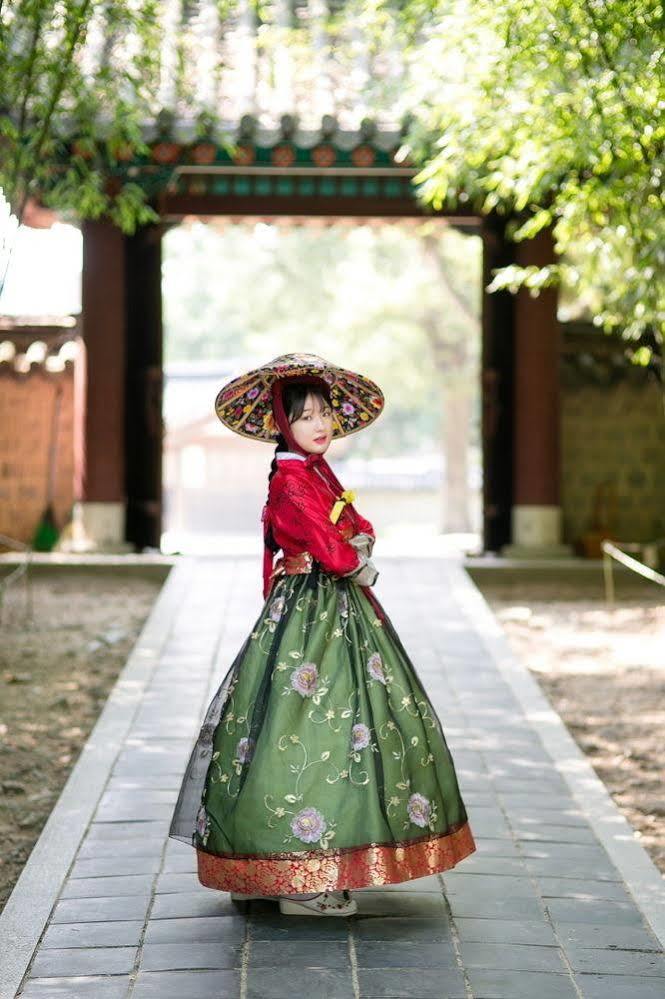 Bu Kyung Dang Hotel Jeonju Bagian luar foto